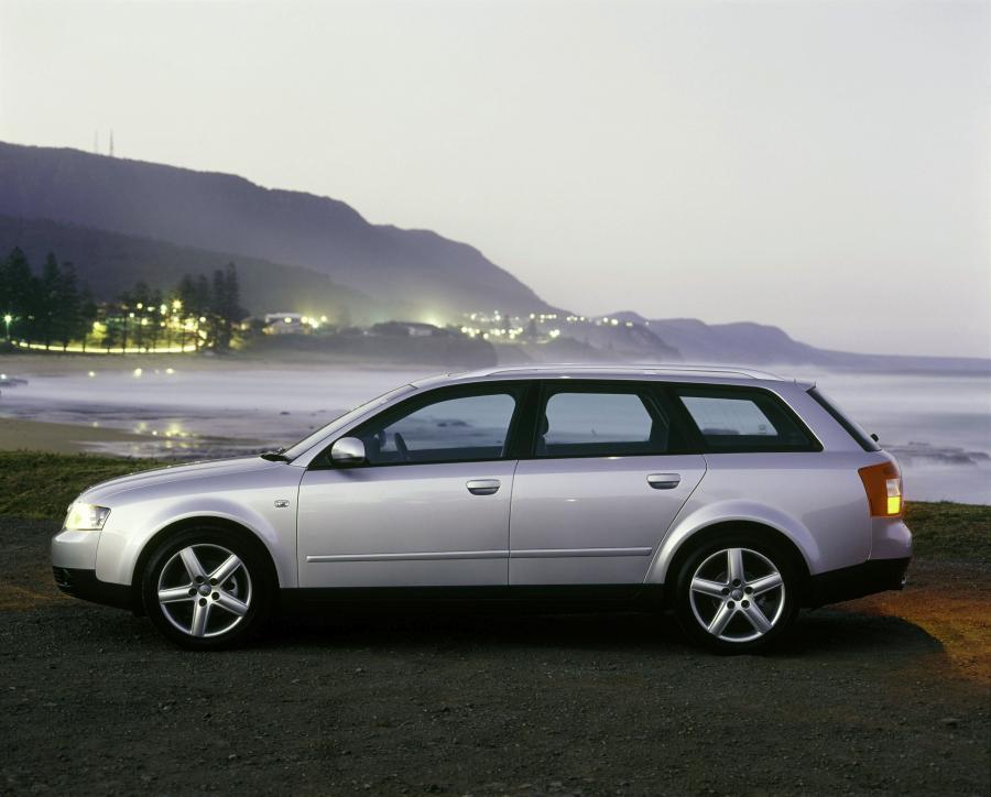  Audi A4 2.0 Avant (B6,8E) 2002 года  (AU) (фото 6 из 6)